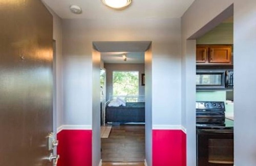 East Bank Condominio | Captain's Quarters Riverfront # 2