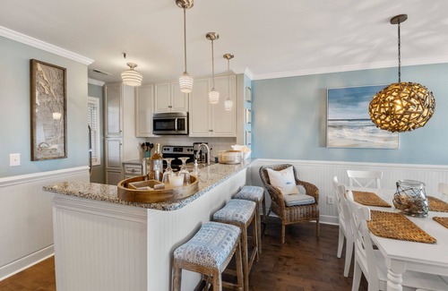 Manteo Condominio | Captain's Quarters: Soundfront | Private Boat Slip