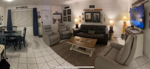 Midtown Ocean City Apartamento | Captain's Quarters