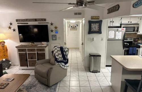 Midtown Ocean City Apartamento | Captain's Quarters
