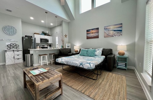 North Beach Casa | Captains Corner
