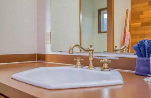 Pacific City Casa | Captains Cottage