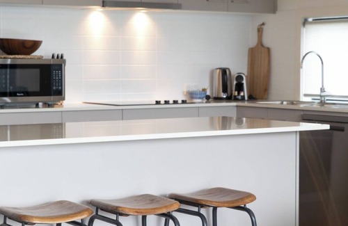 Paynesville Apartamento | Captains Cove Luxury Apartments - Ground Floor