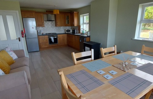 Kilcrohane Casa | Captivating 3-Bed House