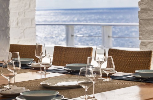 Mykonos Villa | Captivating Deluxe Villa with Breathtaking Infinity Pool View