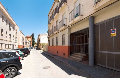 El Ejido Apartamento | NEW CAPUCHINOS 2bed & 2bath Apartment with Parking