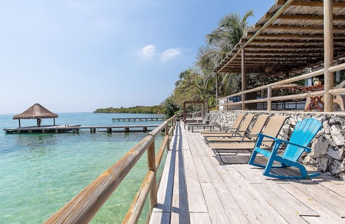 Rosario Islands Villa | Car055 - Hermosa casa de playa en Islas del Rosario