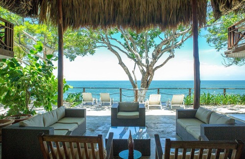Rosario Islands Villa | Car107 - Increíble villa frente al mar en Islas del Rosario