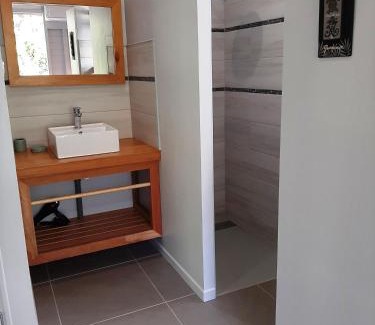 Cafeiere Casa | Caraïbes Cottages Corail piscine privée a 900m de la plage de Grande Anse