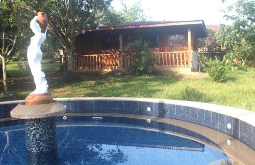 Indang Cabina | BUNGALOWS DE JARDIN DE CARASUCHI
