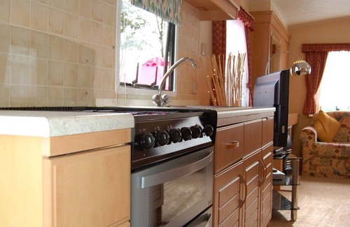 Bryn-crug Casa | Caravan B26 at The Woodlands