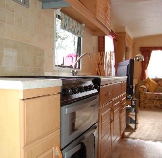 Bryn-crug Casa | Caravan B26 at The Woodlands