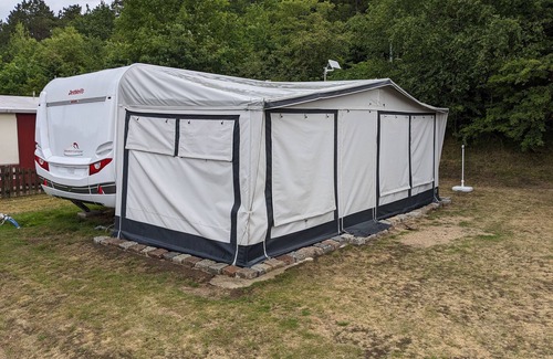 Midlum Casa | Caravan for 5 guests with 30m² in Wurster North Sea coast (188584)