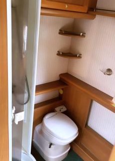 South Woodford Otro | Caravan