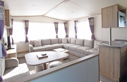 Alford Casa | 3 bedroom accommodation in Woodthorpe
