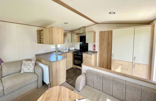 Alford Casa | 2 bedroom accommodation in Woodthorpe