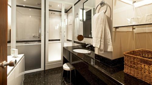 Carcavelos Hotel | Carcavelos Beach Hotel