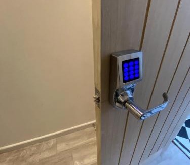 Plasnewydd Casa | Cardiff Central Home Sleeps 11