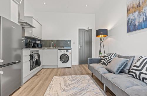 Roath Apartamento | Cardiff Luxe Flats with Spa Facilities