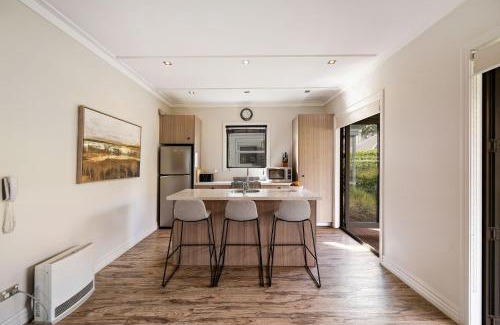 Cardrona Casa | Cardrona Retreat, resort spa & swimming pool!