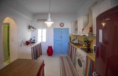 Glinado Apartamento | Care Naxos Adorable traditional village two bedroom apartment