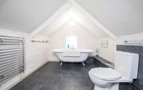 Sageston Hotel | Carew Inn