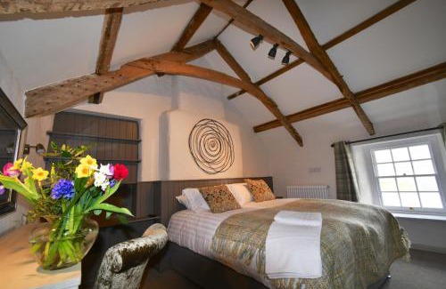 Sageston Hotel | Carew Inn