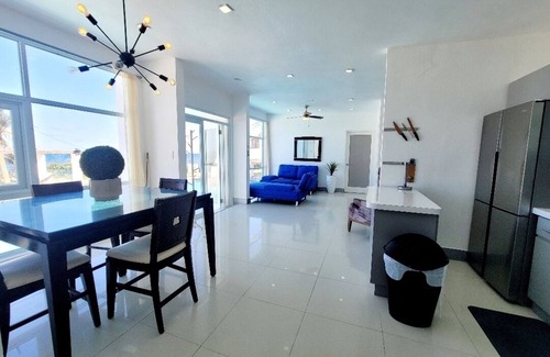 Jobos Casa | CARIBBEAN 181 - Modern Beachfront House