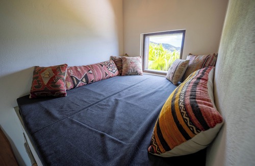 East End Condominio | Caribbean Escape, Sunrise Oceanview Suite in BVI