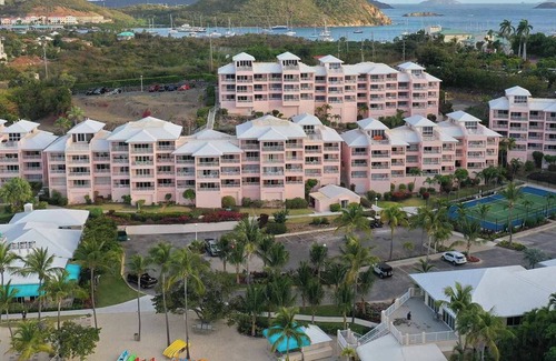 Nazareth Condominio | Caribbean Getaway at Wyndham Elysian Beach Resort
