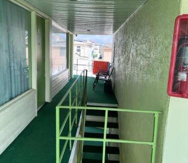 Wildwood Crest Hotel | Caribbean Motel