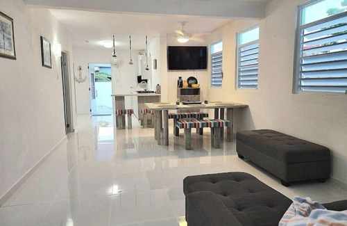 Arroyo Casa | Caribbean Sea Beach Front 1st fl Fisherman Village Boardwalk A/C WiFi BBQ House