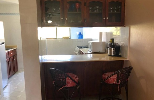 Juan Dolio - El Pueblo Condominio | Gran condominio de playa con vista al mar wifi gratuito y netflix