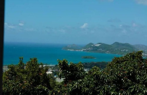 Charlotte Apartamento | Caribbean Sea View 2 Beds 2 Bath
