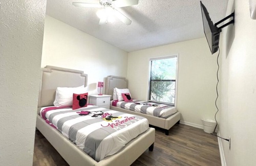 Poinciana Casa | Caribou Tropical 🌴Disney🎢Oasis 🥥with a Pool🏊‍♂️