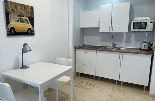 Carihuela Apartamento | Playa Carihuela, CASTILLO DE SANTA CLARA, wifi, piscina