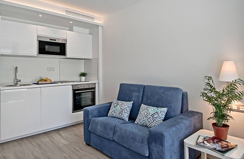Carihuela Apartamento | Carihuela Suites