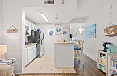 Sunnyside Condominio | Carillon Beach Inn 307, Pet Friendly!, 1BD/1BA , Beautiful Resort!