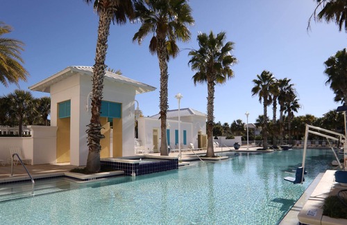 Sunnyside Hotel | Carillon Beach Resort Inn