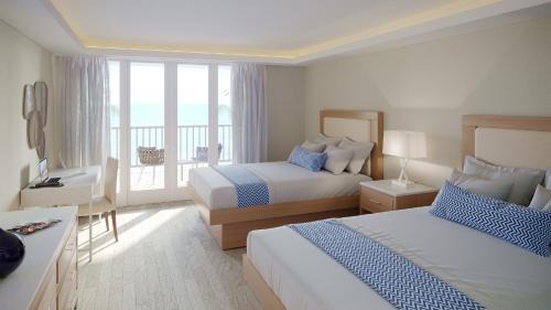 Estate Turner Hole Complejo | Carina Bay Boutique All inclusive Resort & Casino