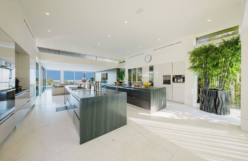 Trousdale Estates Casa | Carla Ridge View - Modern Contemporary Compound by Award Winning Architect