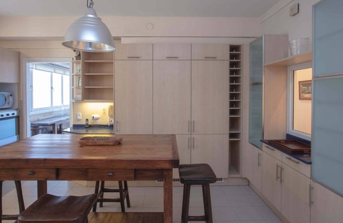 Retiro Apartamento | Carlitos Gardel - Amplio apartamento de 3 dormitorios en el centro