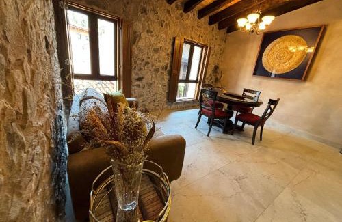 Santeagueda Apartamento | ¡Carlo Crivelli Master: el estilo en Val'Quirico!