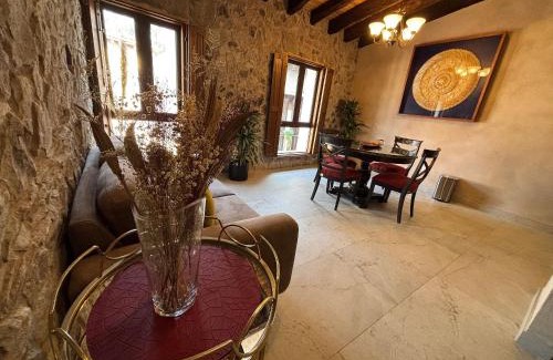 Santeagueda Apartamento | ¡Carlo Crivelli Master: el estilo en Val'Quirico!