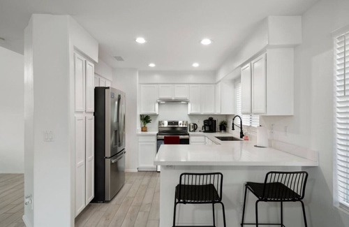 Palm Valley Casa | Carlos - Desert Flower · City Escape in Goodyear w/ Pool | 3BR & 2BA