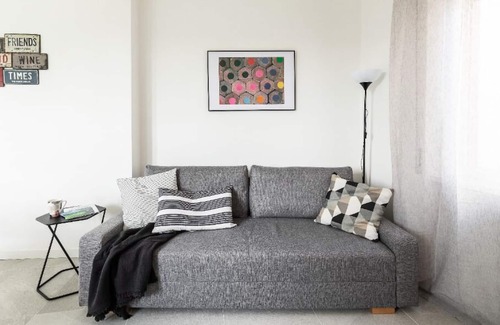 Albese con Cassano Apartamento | Carlotta's Home by Holiday Solutions