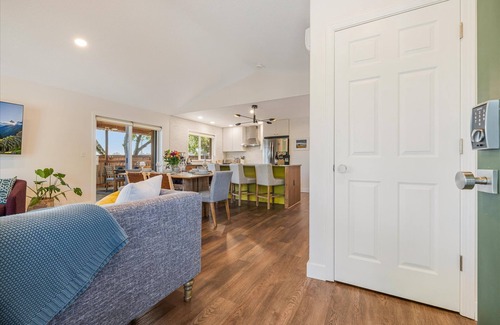Carlton Casa | Carlton Crush Pad ~ Where Your Wine Country Getaway Comes to Life