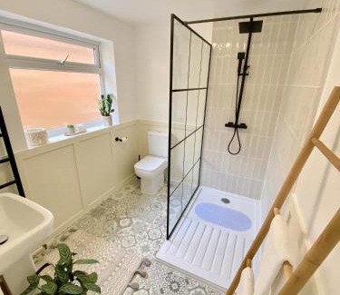 Northampton Casa | Carlton House, 3 Bedroom, Cinema, Mini golf, Wifi