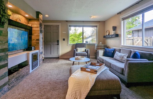 Carlton Casa | Carlton Oasis ~ A Wine Country Tropical Oasis