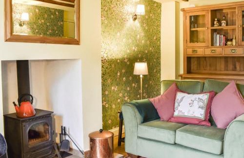 Trefor Casa | Carmel